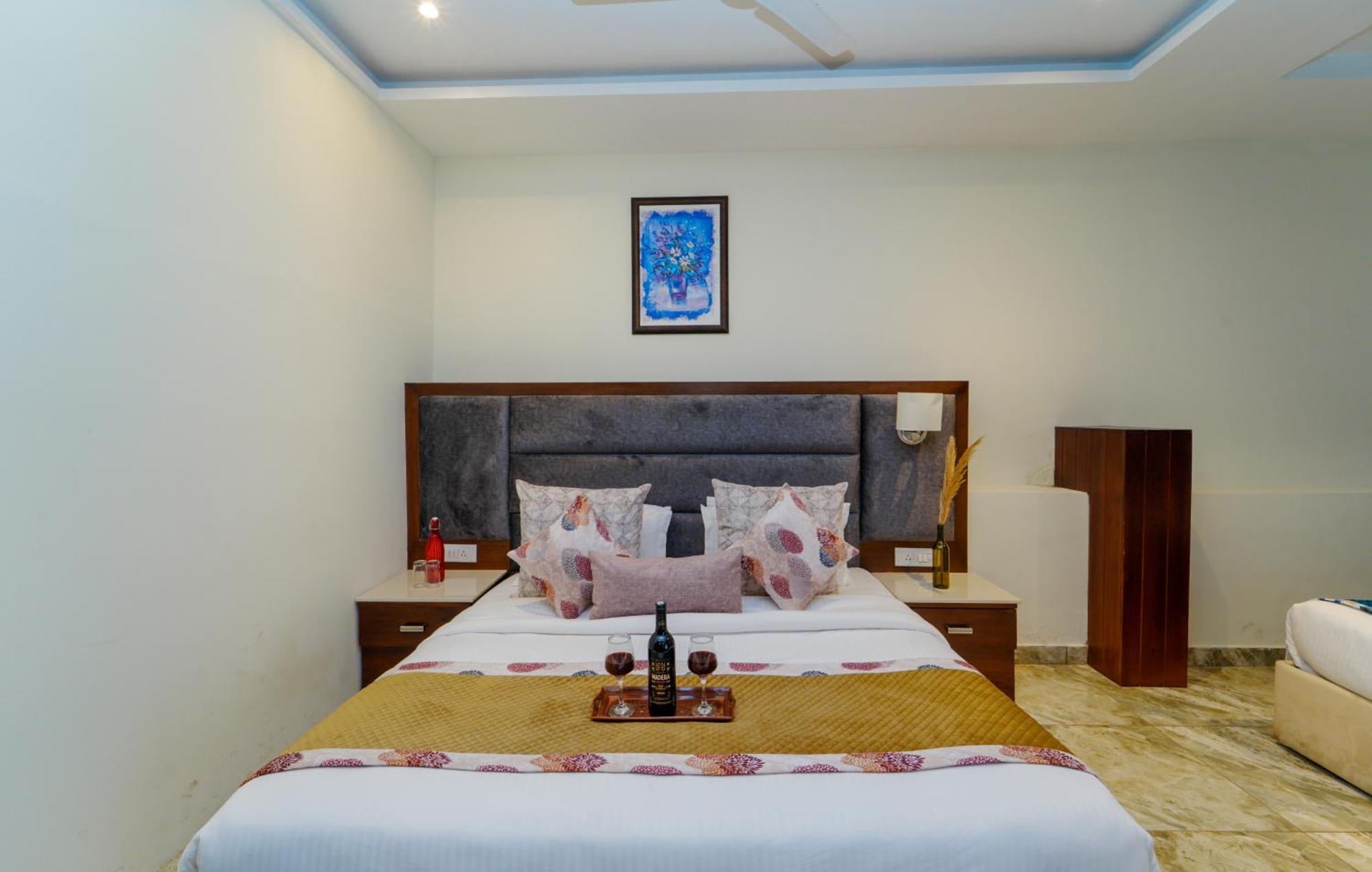 The Kasauli Walk Hotel ภายนอก รูปภาพ